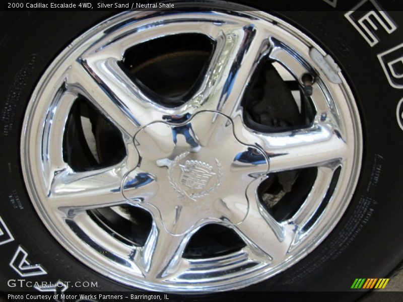 Silver Sand / Neutral Shale 2000 Cadillac Escalade 4WD