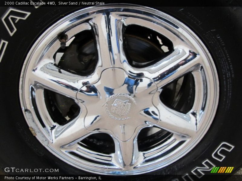 Silver Sand / Neutral Shale 2000 Cadillac Escalade 4WD