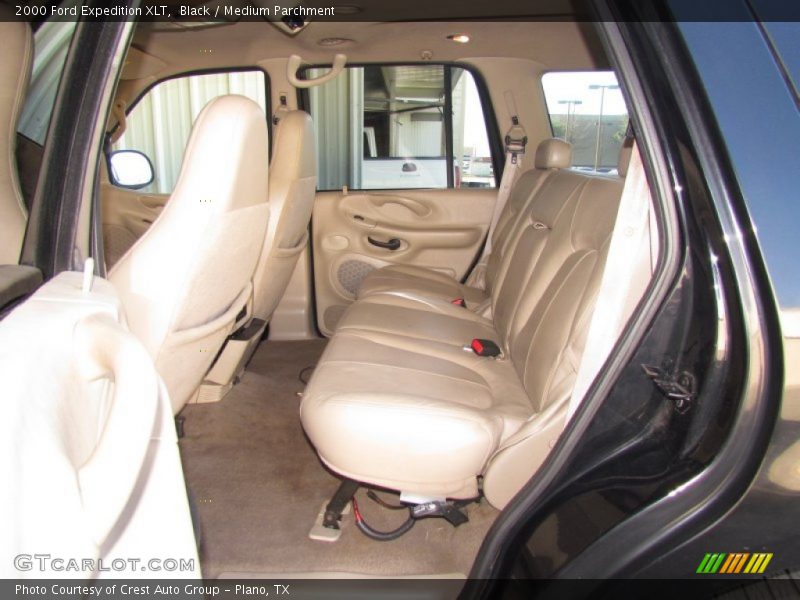 Black / Medium Parchment 2000 Ford Expedition XLT