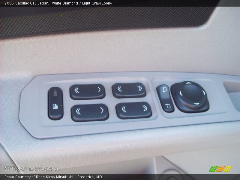 White Diamond / Light Gray/Ebony 2005 Cadillac CTS Sedan