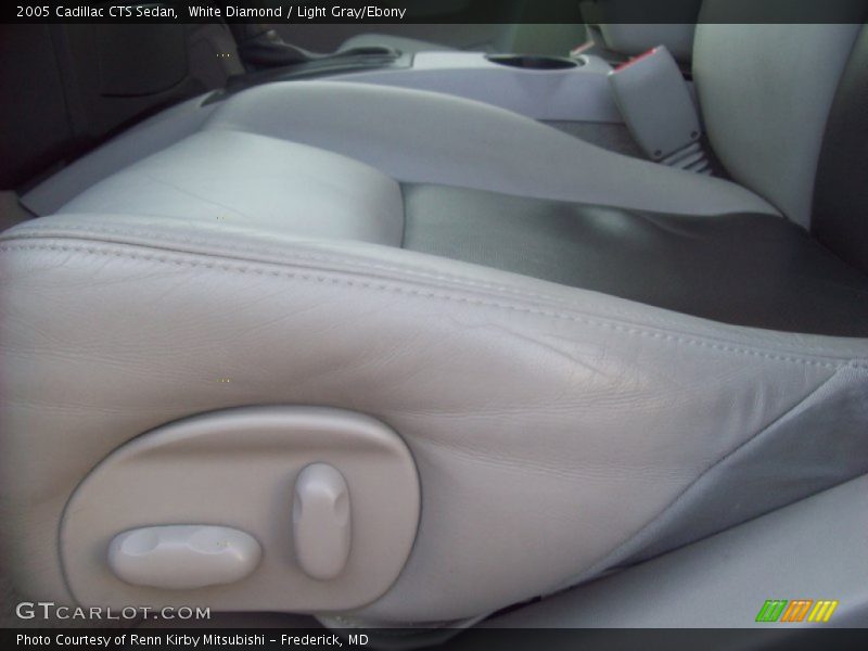 White Diamond / Light Gray/Ebony 2005 Cadillac CTS Sedan