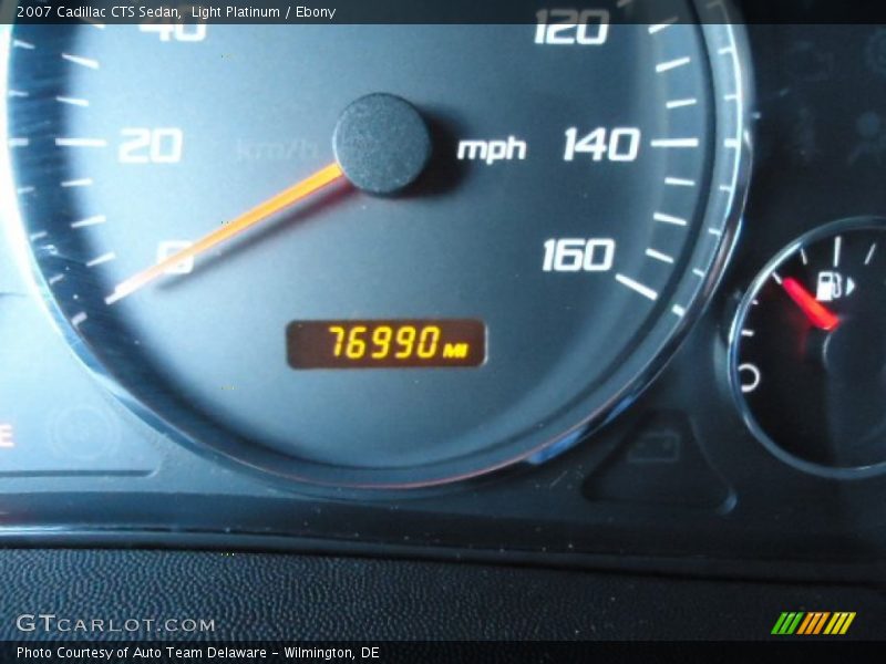 Light Platinum / Ebony 2007 Cadillac CTS Sedan