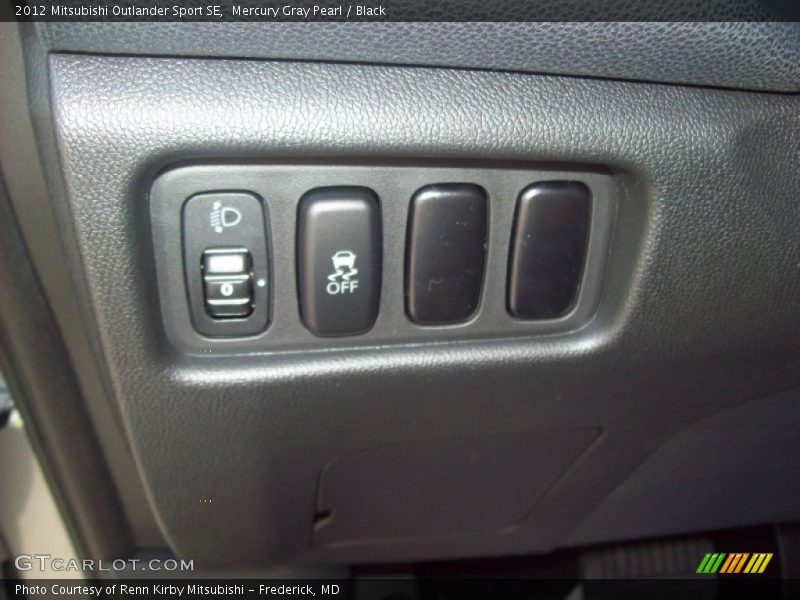 Mercury Gray Pearl / Black 2012 Mitsubishi Outlander Sport SE