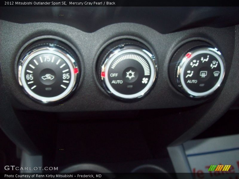 Mercury Gray Pearl / Black 2012 Mitsubishi Outlander Sport SE