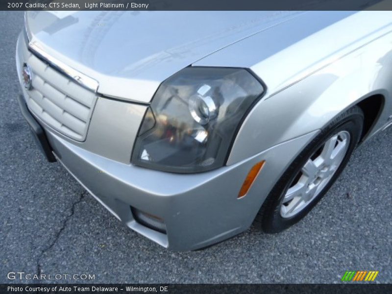Light Platinum / Ebony 2007 Cadillac CTS Sedan