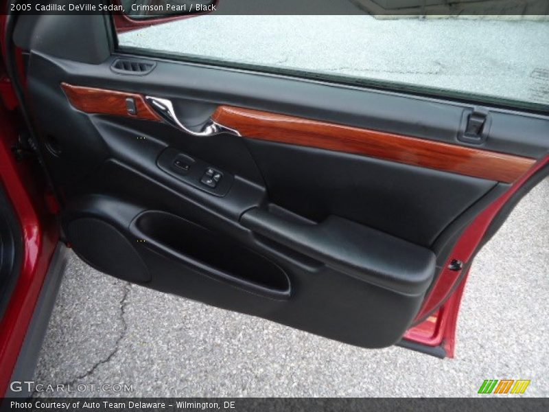 Crimson Pearl / Black 2005 Cadillac DeVille Sedan