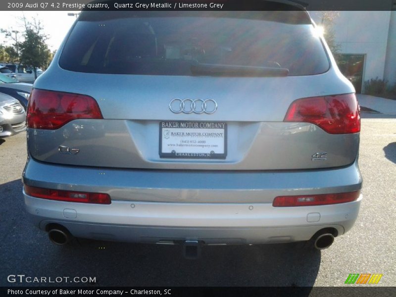 Quartz Grey Metallic / Limestone Grey 2009 Audi Q7 4.2 Prestige quattro