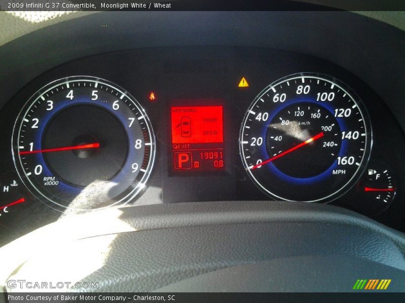 Moonlight White / Wheat 2009 Infiniti G 37 Convertible