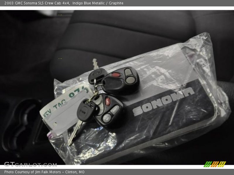 Indigo Blue Metallic / Graphite 2003 GMC Sonoma SLS Crew Cab 4x4
