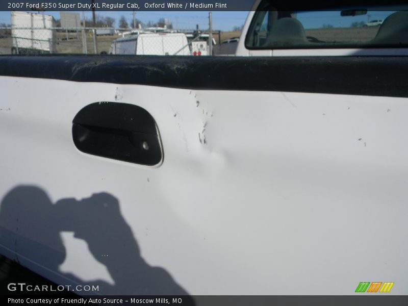 Oxford White / Medium Flint 2007 Ford F350 Super Duty XL Regular Cab