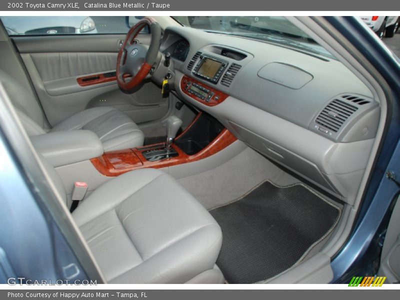 Catalina Blue Metallic / Taupe 2002 Toyota Camry XLE