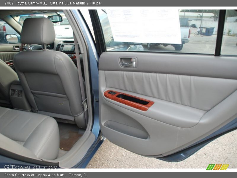 Catalina Blue Metallic / Taupe 2002 Toyota Camry XLE