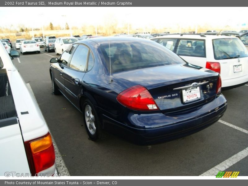 Medium Royal Blue Metallic / Medium Graphite 2002 Ford Taurus SES