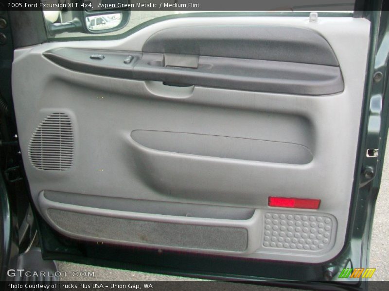 Aspen Green Metallic / Medium Flint 2005 Ford Excursion XLT 4x4