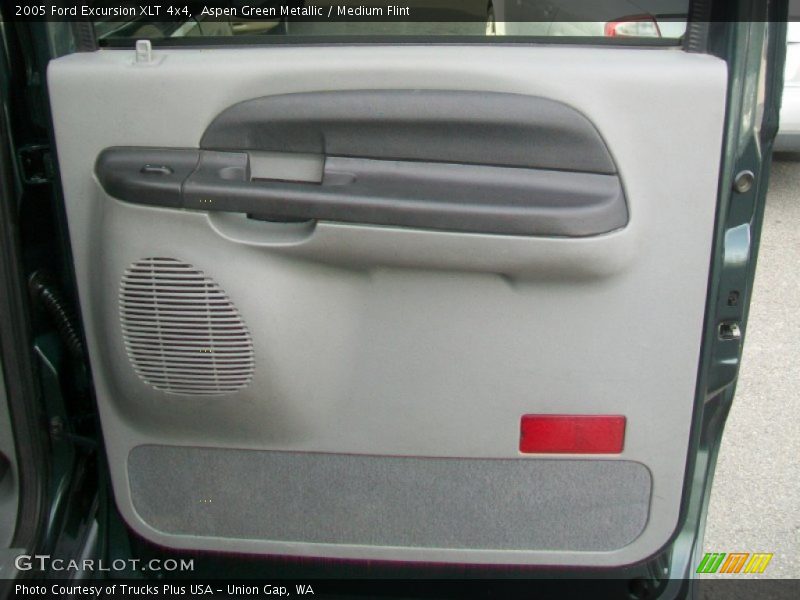 Aspen Green Metallic / Medium Flint 2005 Ford Excursion XLT 4x4