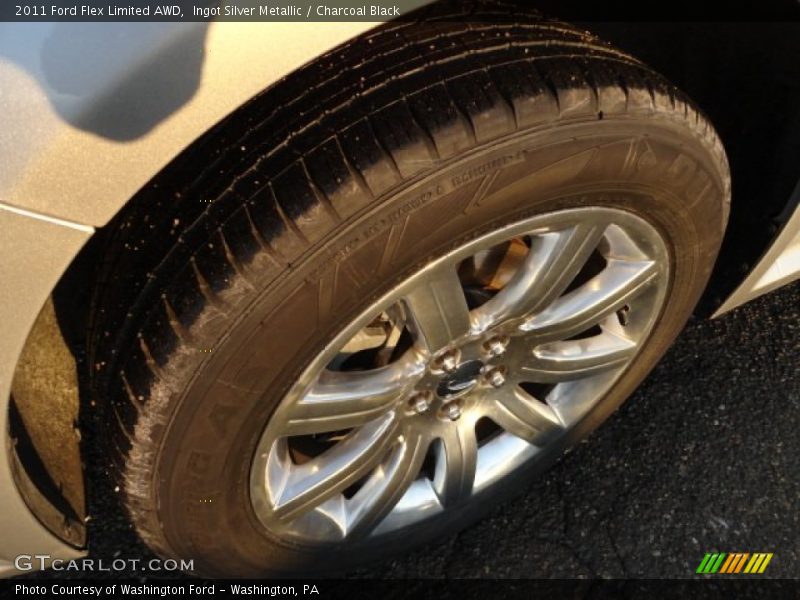 Ingot Silver Metallic / Charcoal Black 2011 Ford Flex Limited AWD