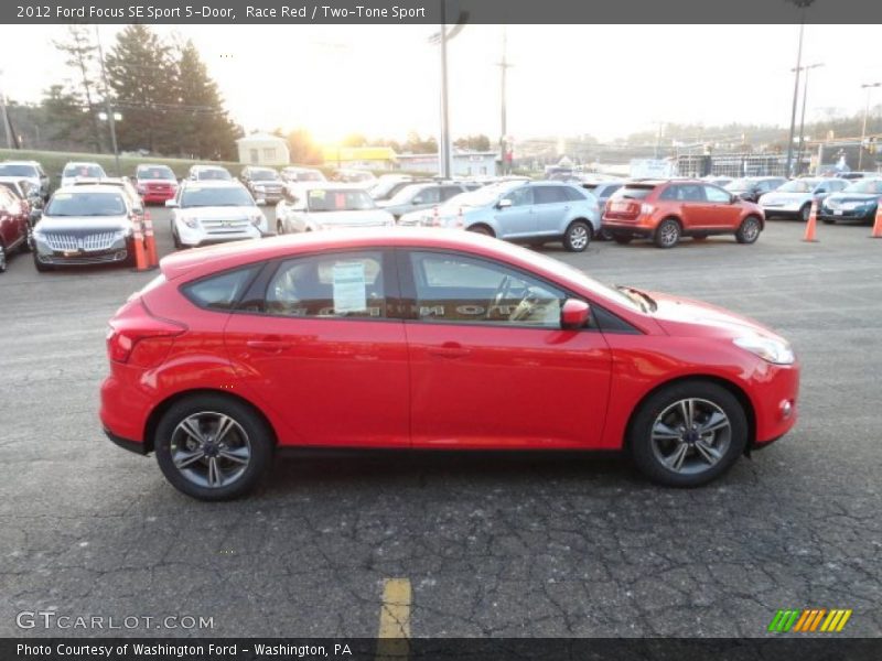 Race Red / Two-Tone Sport 2012 Ford Focus SE Sport 5-Door
