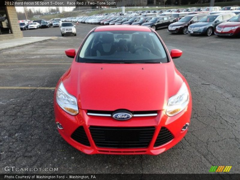 Race Red / Two-Tone Sport 2012 Ford Focus SE Sport 5-Door