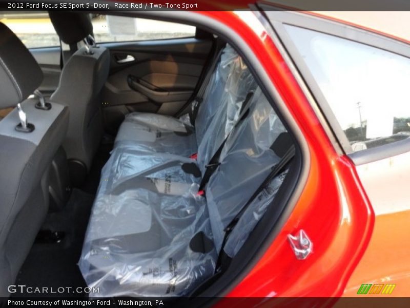 Race Red / Two-Tone Sport 2012 Ford Focus SE Sport 5-Door