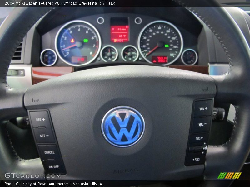 Offroad Grey Metallic / Teak 2004 Volkswagen Touareg V8