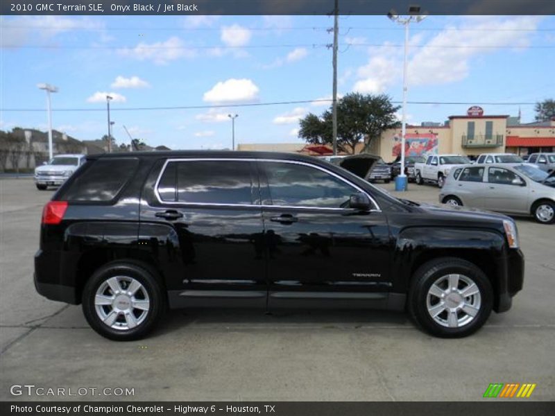 Onyx Black / Jet Black 2010 GMC Terrain SLE