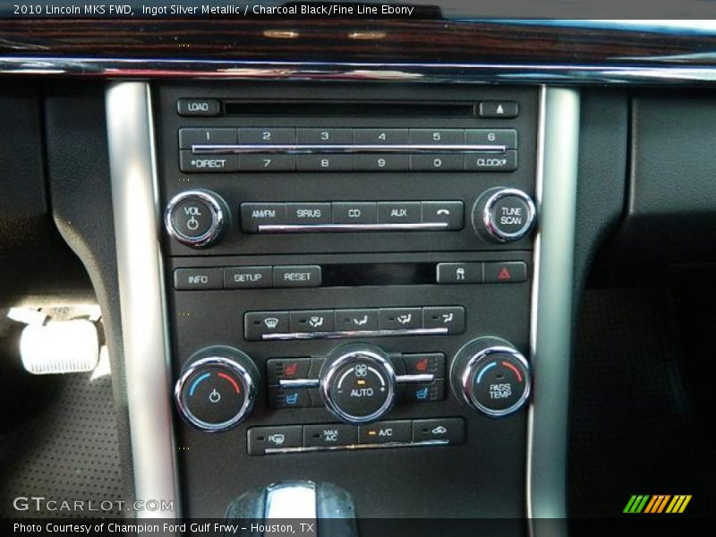 Ingot Silver Metallic / Charcoal Black/Fine Line Ebony 2010 Lincoln MKS FWD