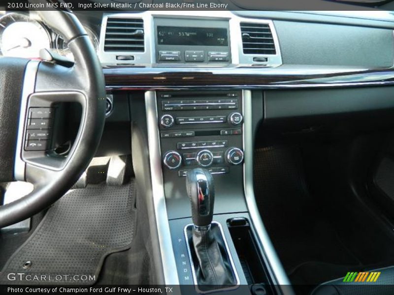 Ingot Silver Metallic / Charcoal Black/Fine Line Ebony 2010 Lincoln MKS FWD
