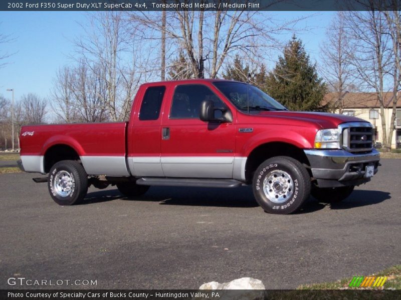Toreador Red Metallic / Medium Flint 2002 Ford F350 Super Duty XLT SuperCab 4x4