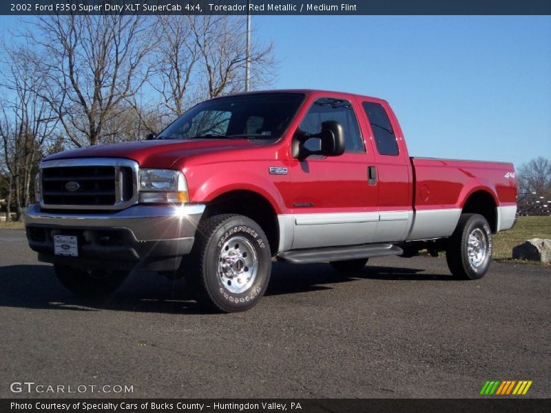 Toreador Red Metallic / Medium Flint 2002 Ford F350 Super Duty XLT SuperCab 4x4