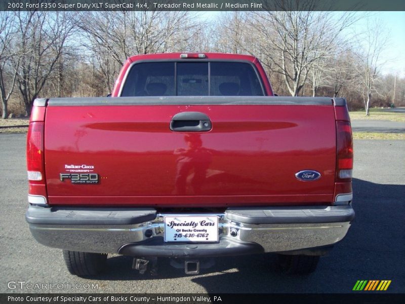 Toreador Red Metallic / Medium Flint 2002 Ford F350 Super Duty XLT SuperCab 4x4