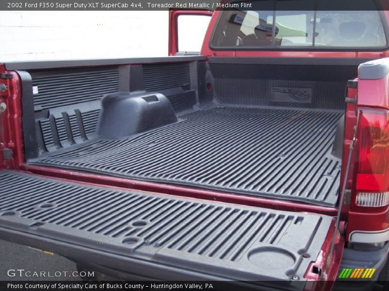 Toreador Red Metallic / Medium Flint 2002 Ford F350 Super Duty XLT SuperCab 4x4