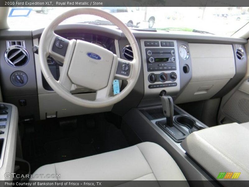 Dashboard of 2010 Expedition XLT