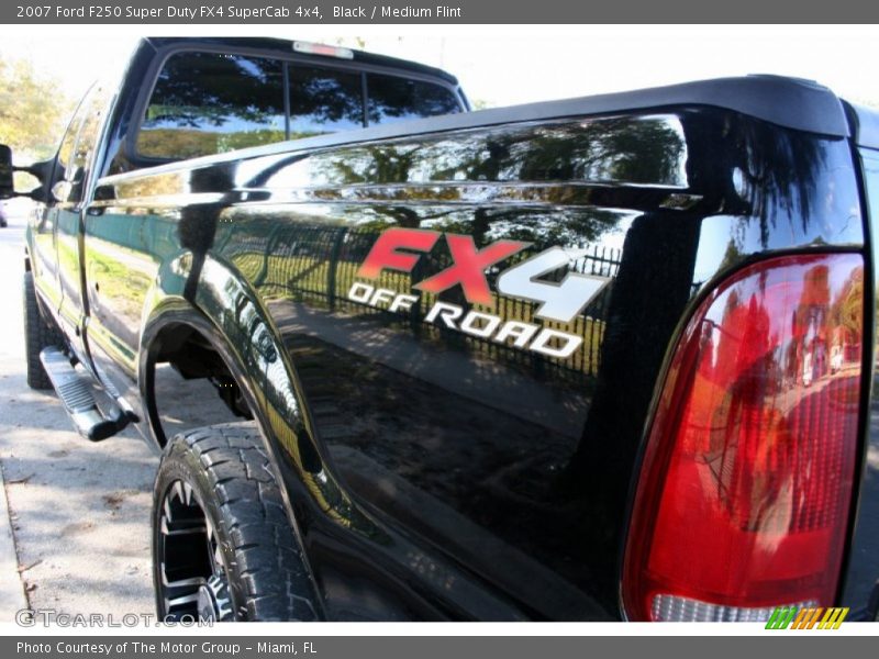 Black / Medium Flint 2007 Ford F250 Super Duty FX4 SuperCab 4x4