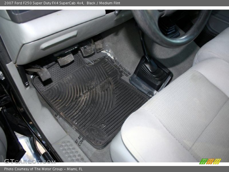 Black / Medium Flint 2007 Ford F250 Super Duty FX4 SuperCab 4x4