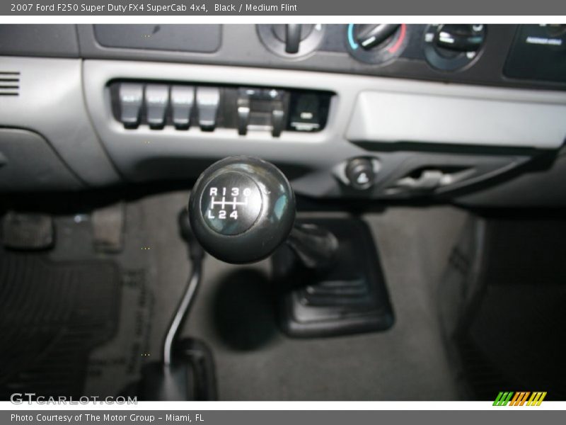  2007 F250 Super Duty FX4 SuperCab 4x4 6 Speed Manual Shifter