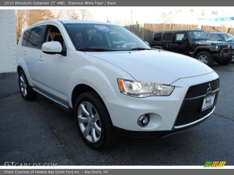 Diamond White Pearl / Black 2010 Mitsubishi Outlander GT 4WD