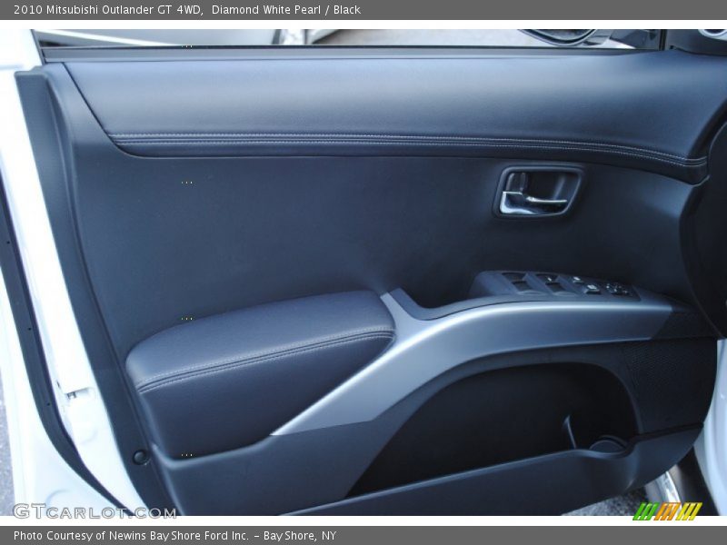 Diamond White Pearl / Black 2010 Mitsubishi Outlander GT 4WD
