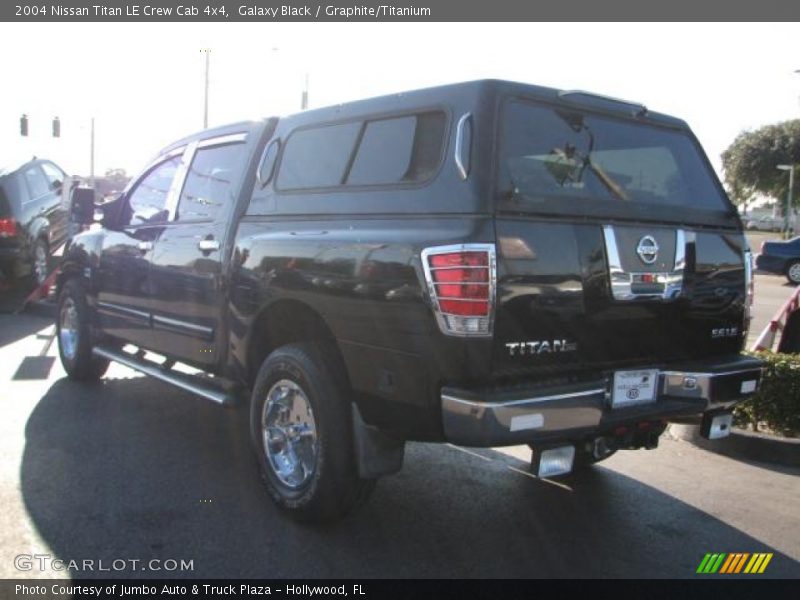 Galaxy Black / Graphite/Titanium 2004 Nissan Titan LE Crew Cab 4x4