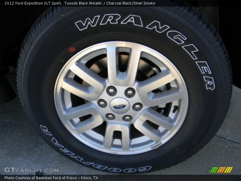 Tuxedo Black Metallic / Charcoal Black/Silver Smoke 2012 Ford Expedition XLT Sport