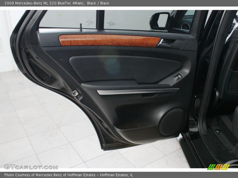 Black / Black 2009 Mercedes-Benz ML 320 BlueTec 4Matic