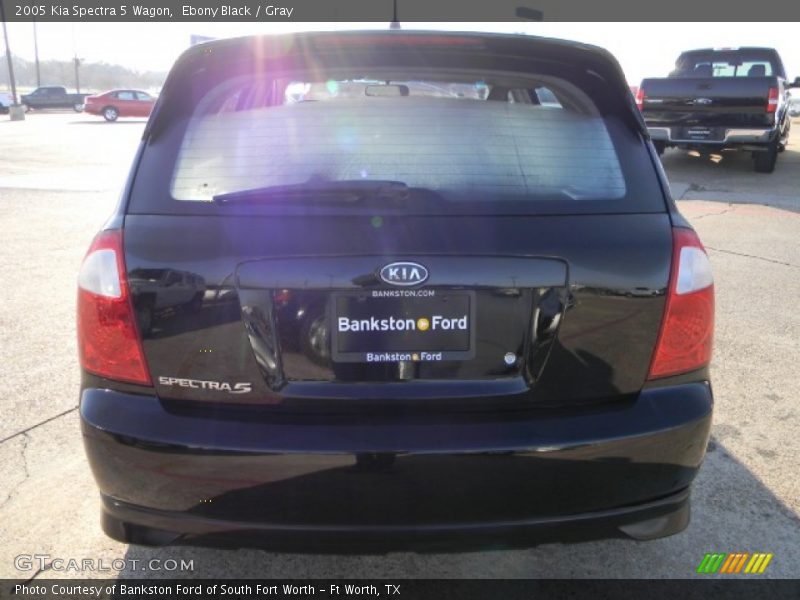 Ebony Black / Gray 2005 Kia Spectra 5 Wagon