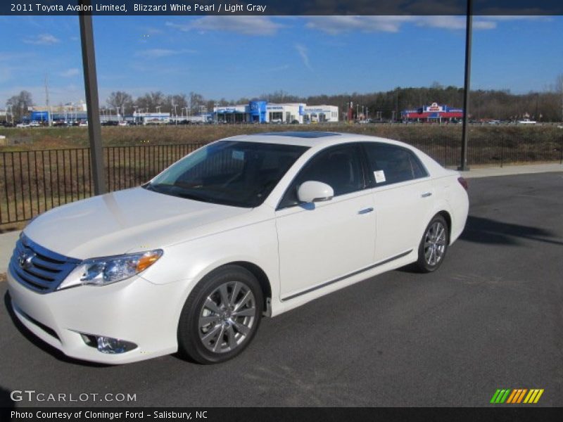 Blizzard White Pearl / Light Gray 2011 Toyota Avalon Limited