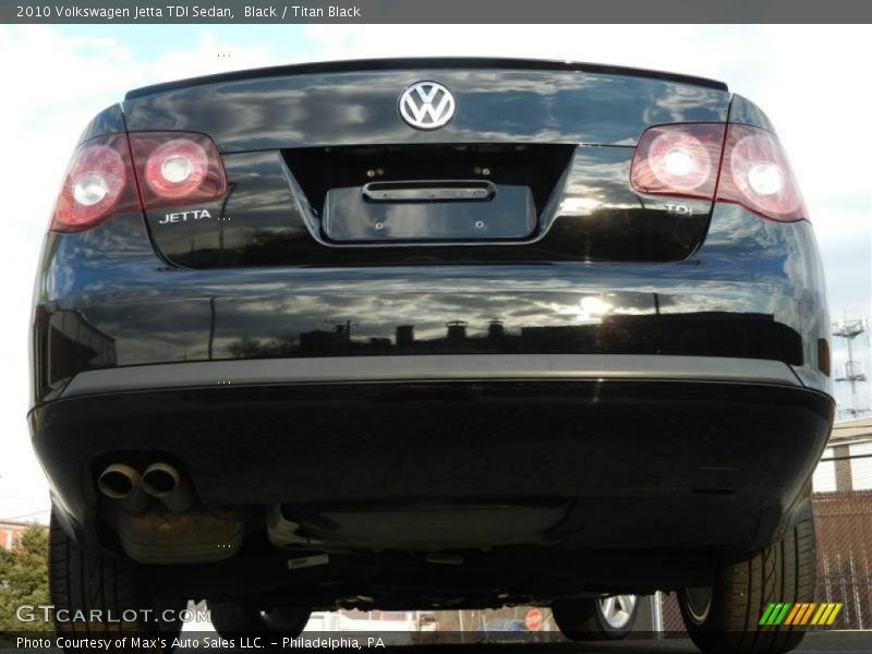 Black / Titan Black 2010 Volkswagen Jetta TDI Sedan