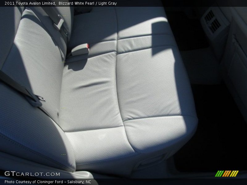 Blizzard White Pearl / Light Gray 2011 Toyota Avalon Limited