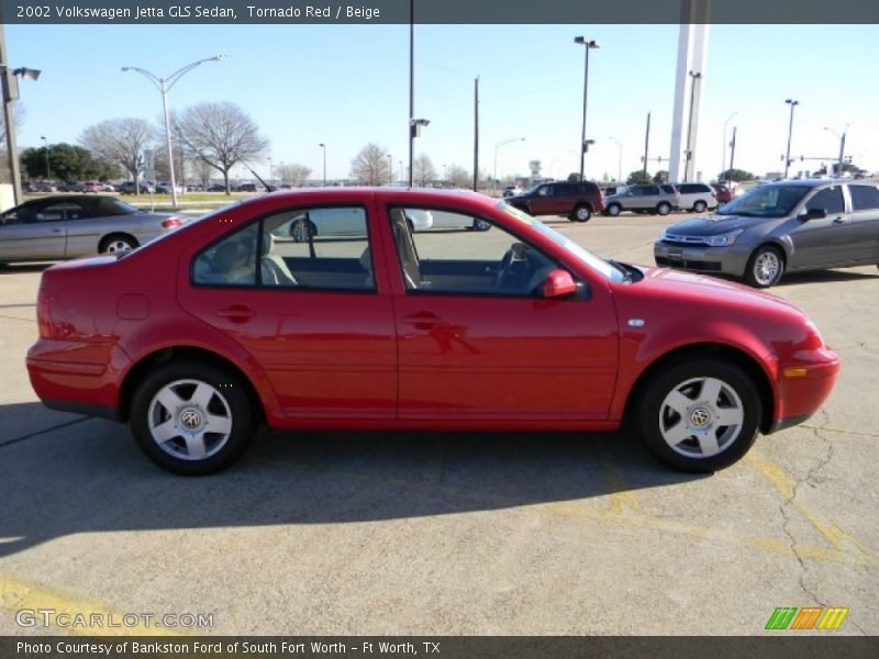Tornado Red / Beige 2002 Volkswagen Jetta GLS Sedan
