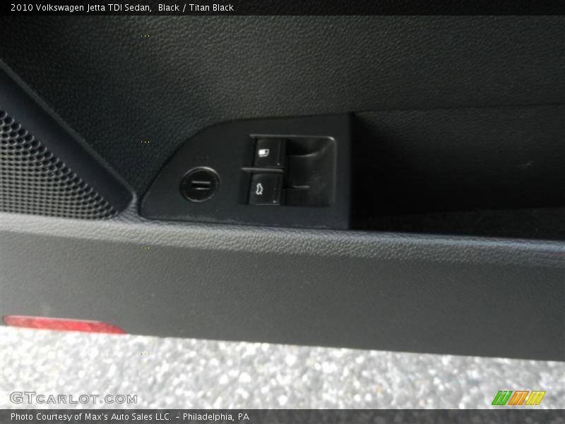 Black / Titan Black 2010 Volkswagen Jetta TDI Sedan