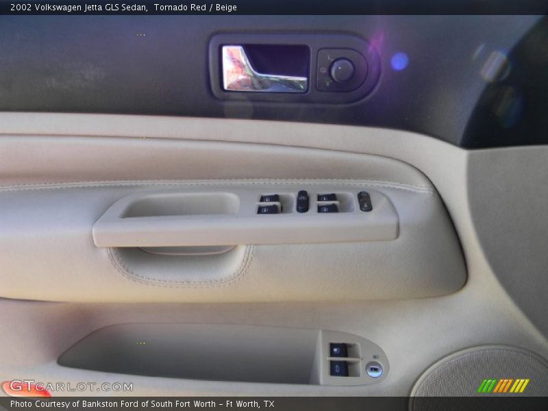 Tornado Red / Beige 2002 Volkswagen Jetta GLS Sedan
