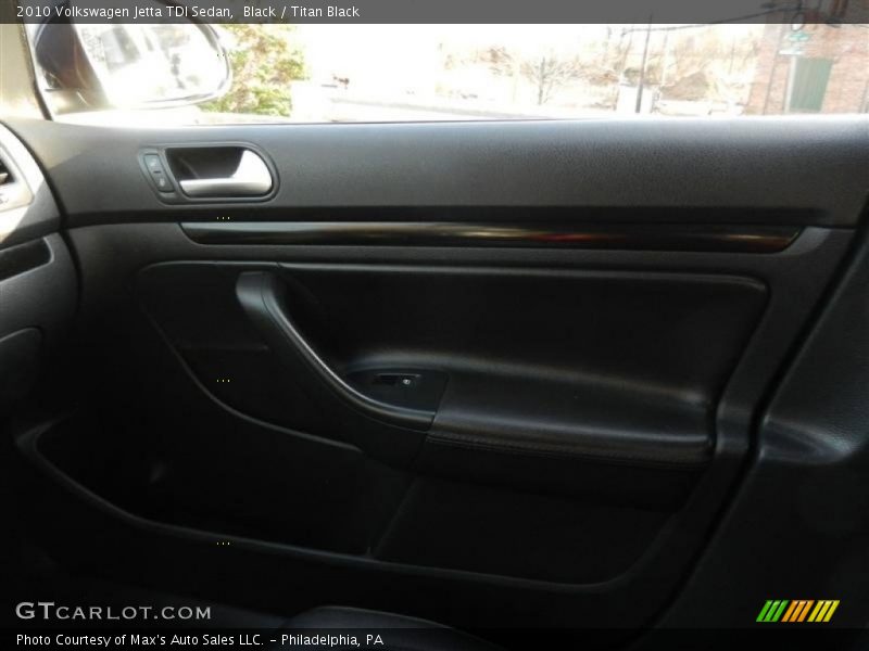 Black / Titan Black 2010 Volkswagen Jetta TDI Sedan