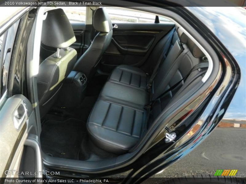 Black / Titan Black 2010 Volkswagen Jetta TDI Sedan
