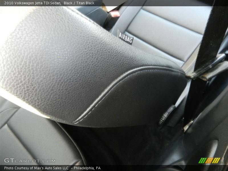 Black / Titan Black 2010 Volkswagen Jetta TDI Sedan